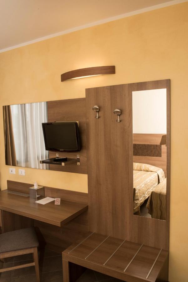 Hotel Corte Business Cavriago Екстер'єр фото