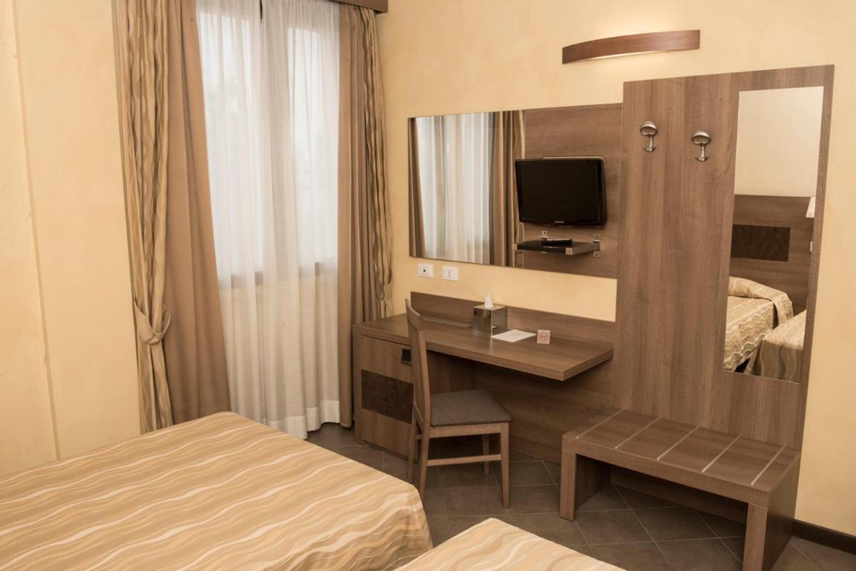 Hotel Corte Business Cavriago Екстер'єр фото