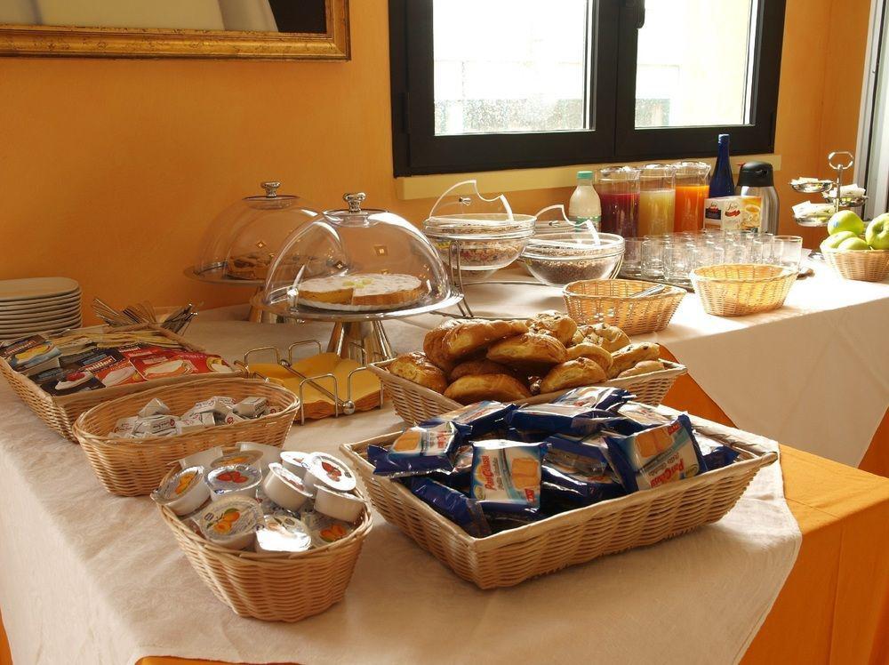 Hotel Corte Business Cavriago Екстер'єр фото