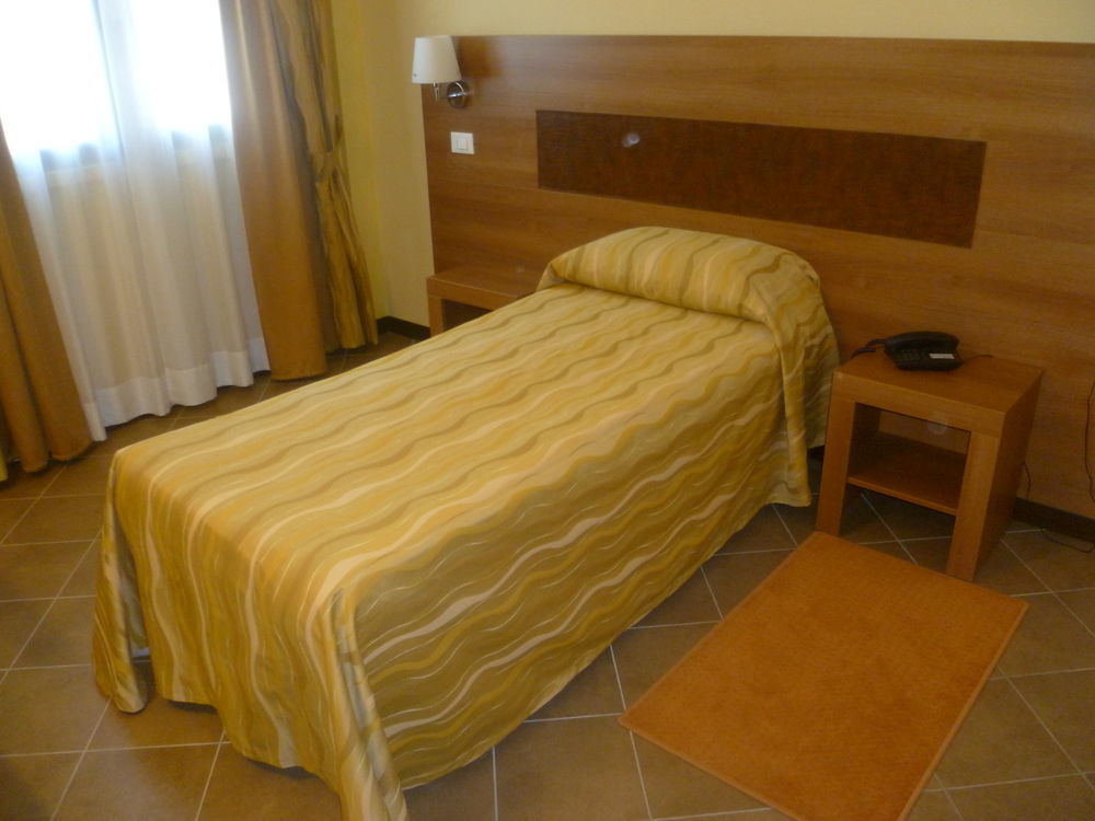 Hotel Corte Business Cavriago Екстер'єр фото
