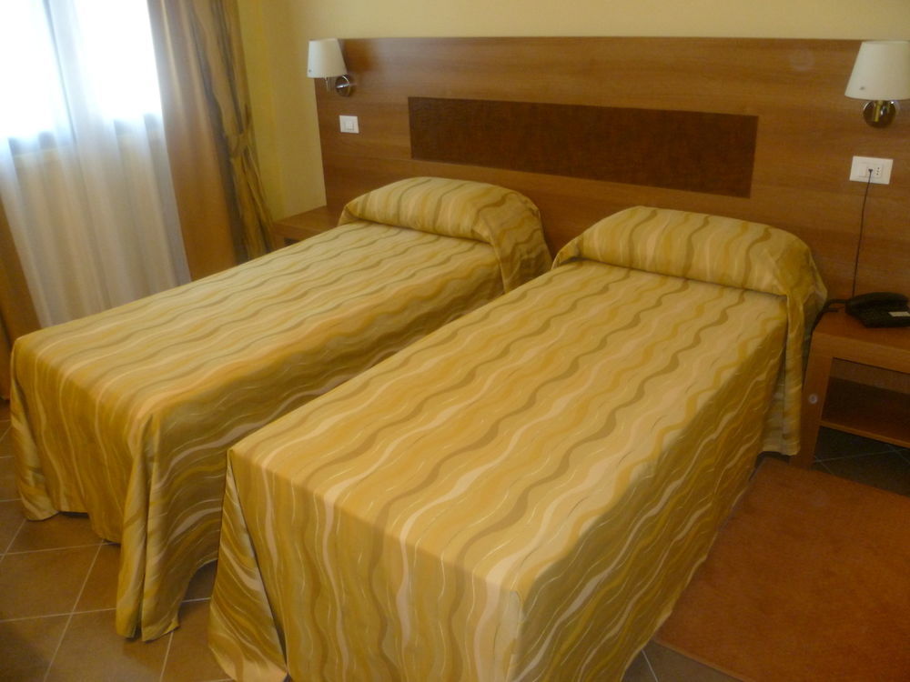 Hotel Corte Business Cavriago Екстер'єр фото