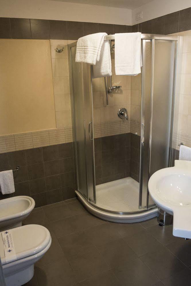 Hotel Corte Business Cavriago Екстер'єр фото
