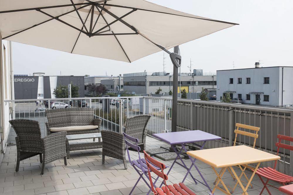 Hotel Corte Business Cavriago Екстер'єр фото